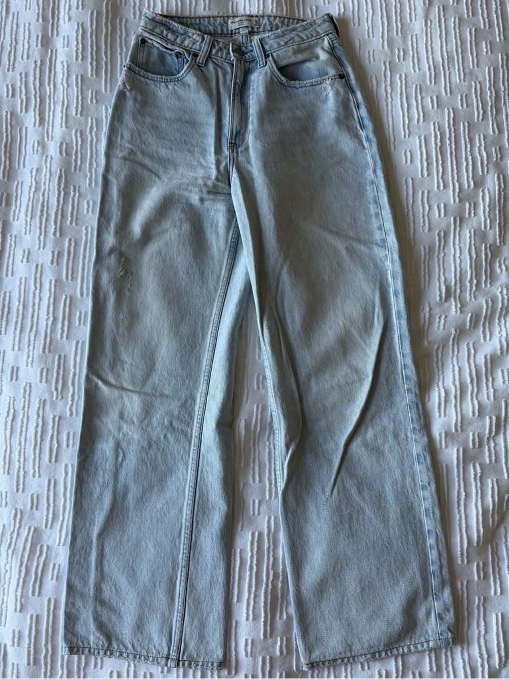Abercrombie & Fitch Curve Love The Loose Jean